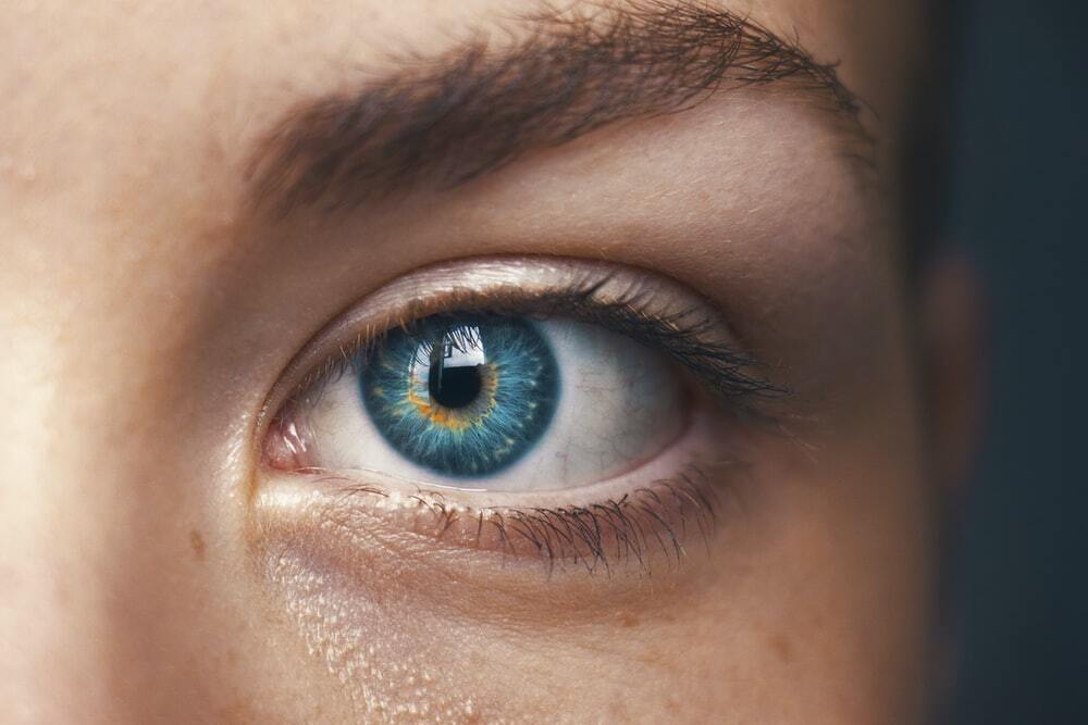 Close up photo of an eye